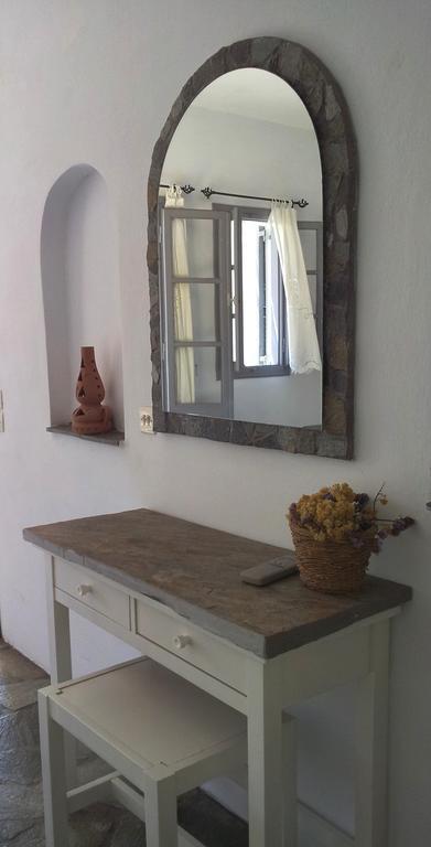 Ostria Studios Platis Gialos  객실 사진